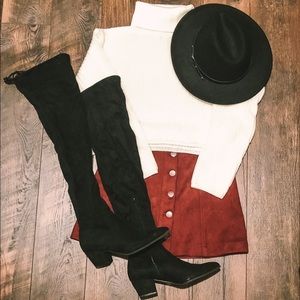 Forever 21 Maroon Button Skirt